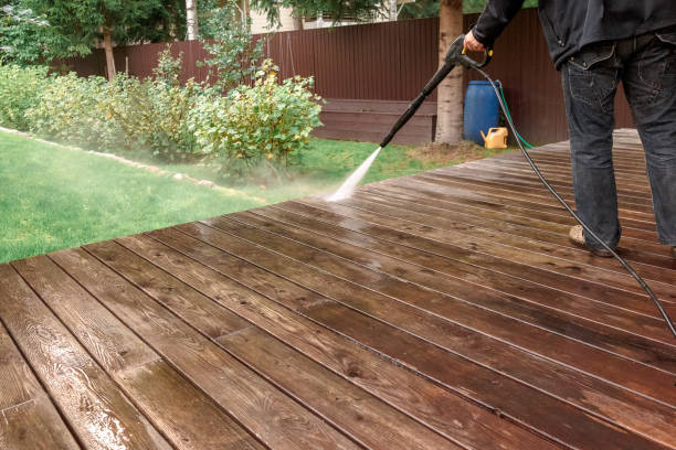 Best Driveway Pressure Washing  in Suncoast Estates, FL